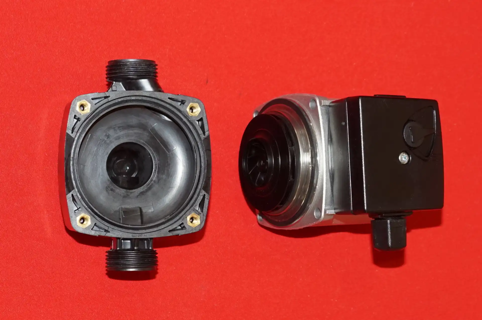 Grundfos UPS 15 – 40 N1 130  Heizungspumpe – Ansicht 9