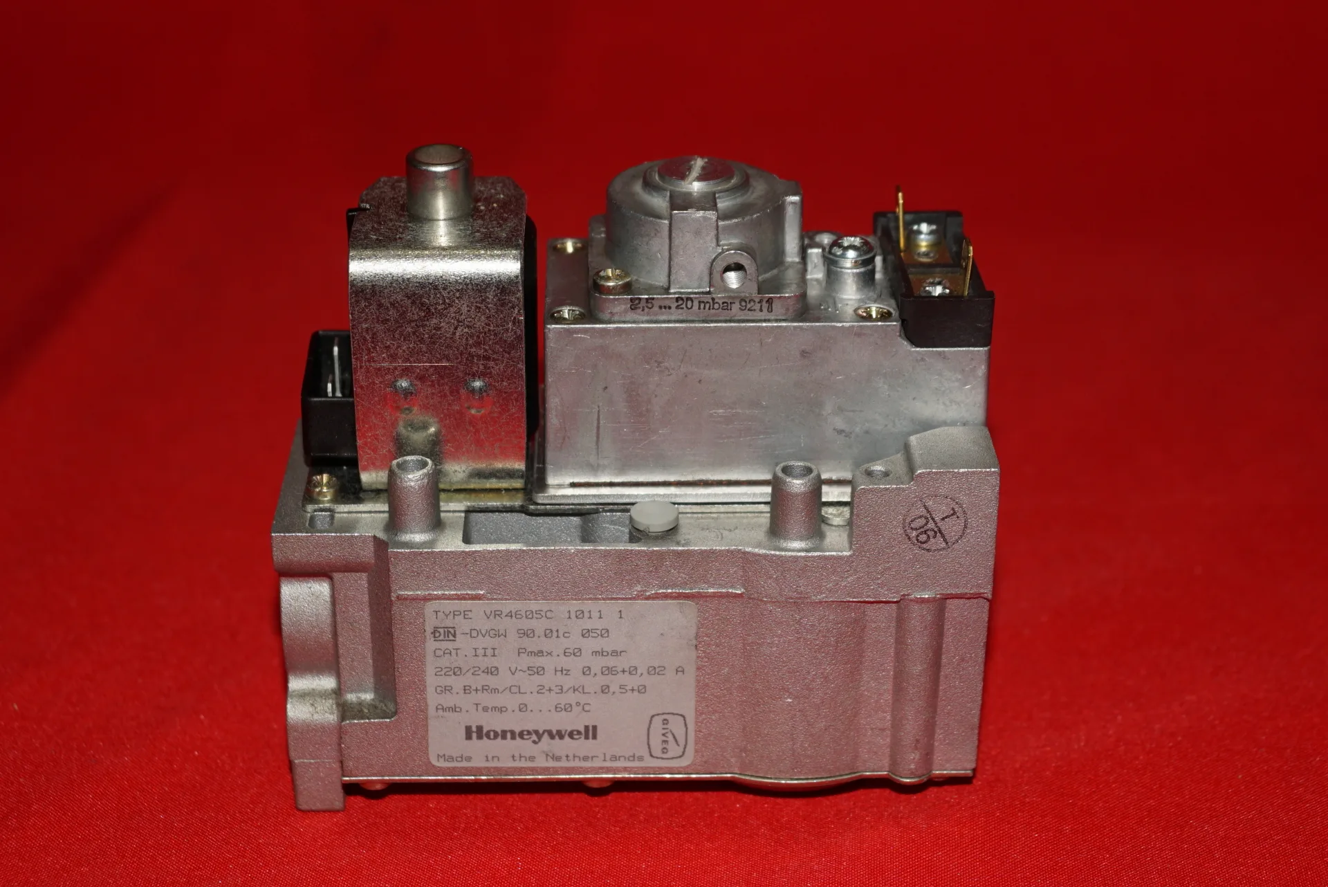 Honeywell Gaskombiregler, Gasregler, Druckregler, Gas – Kombiregler, V4605C 1011, Resideo, Gasregelblock