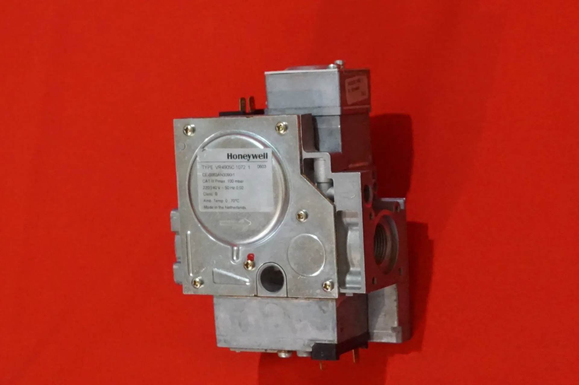 Honeywell Gaskombiregler VR 4905C 1072 1