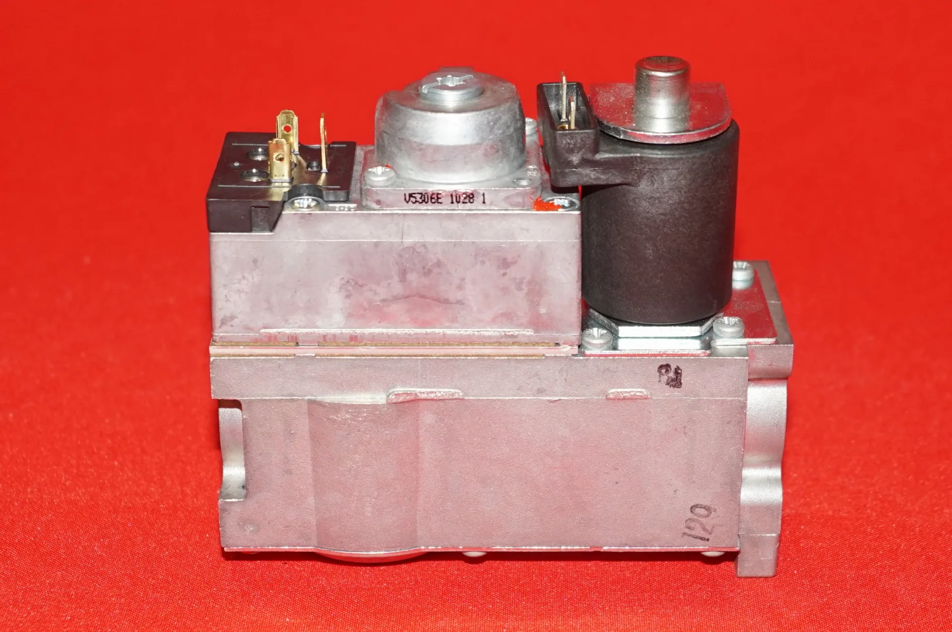 Honeywell Gaskombiregler VR4605C 1058 3