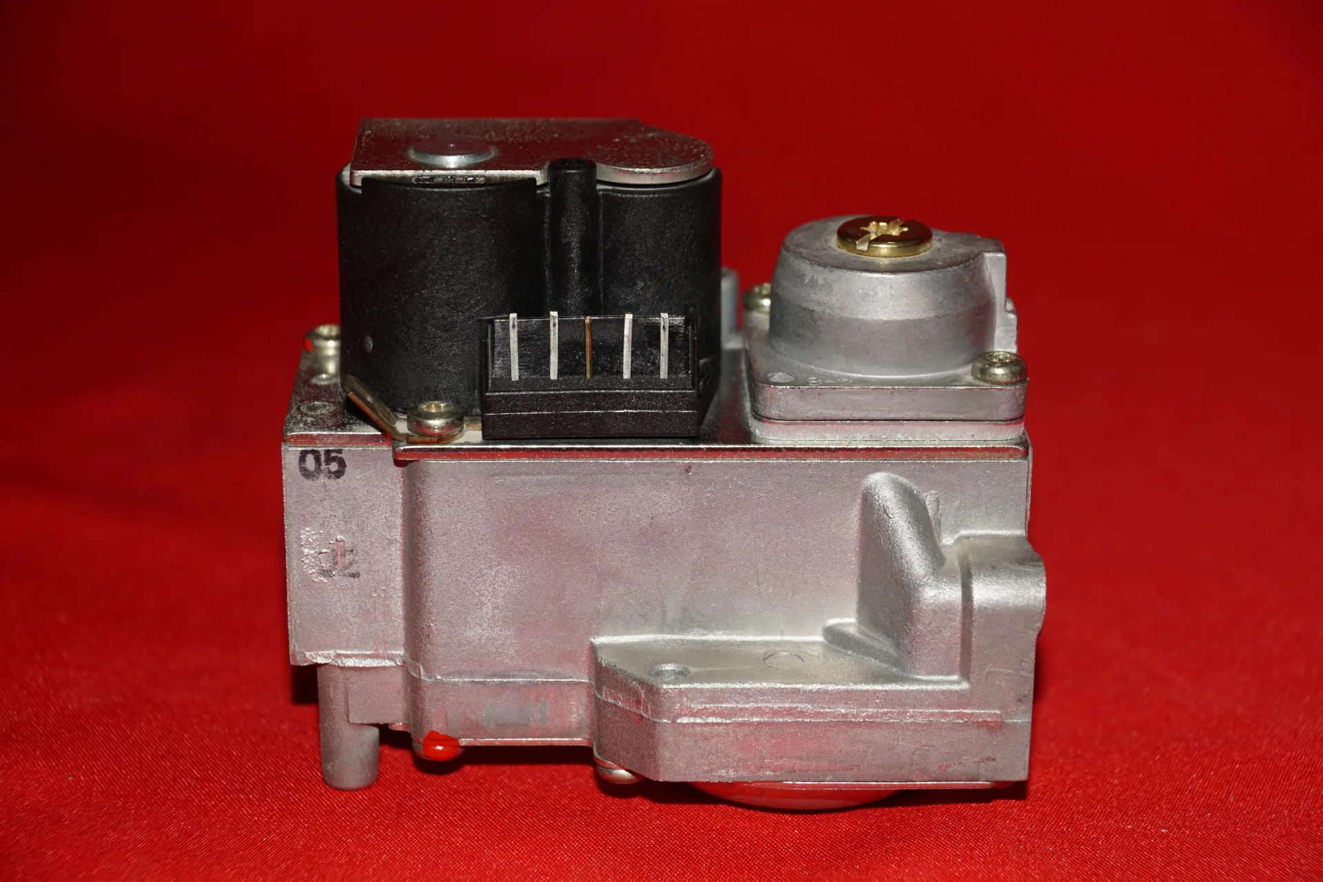 Honeywell / Resideo Gaskombiregler VK4100 C  UNBENUTZT