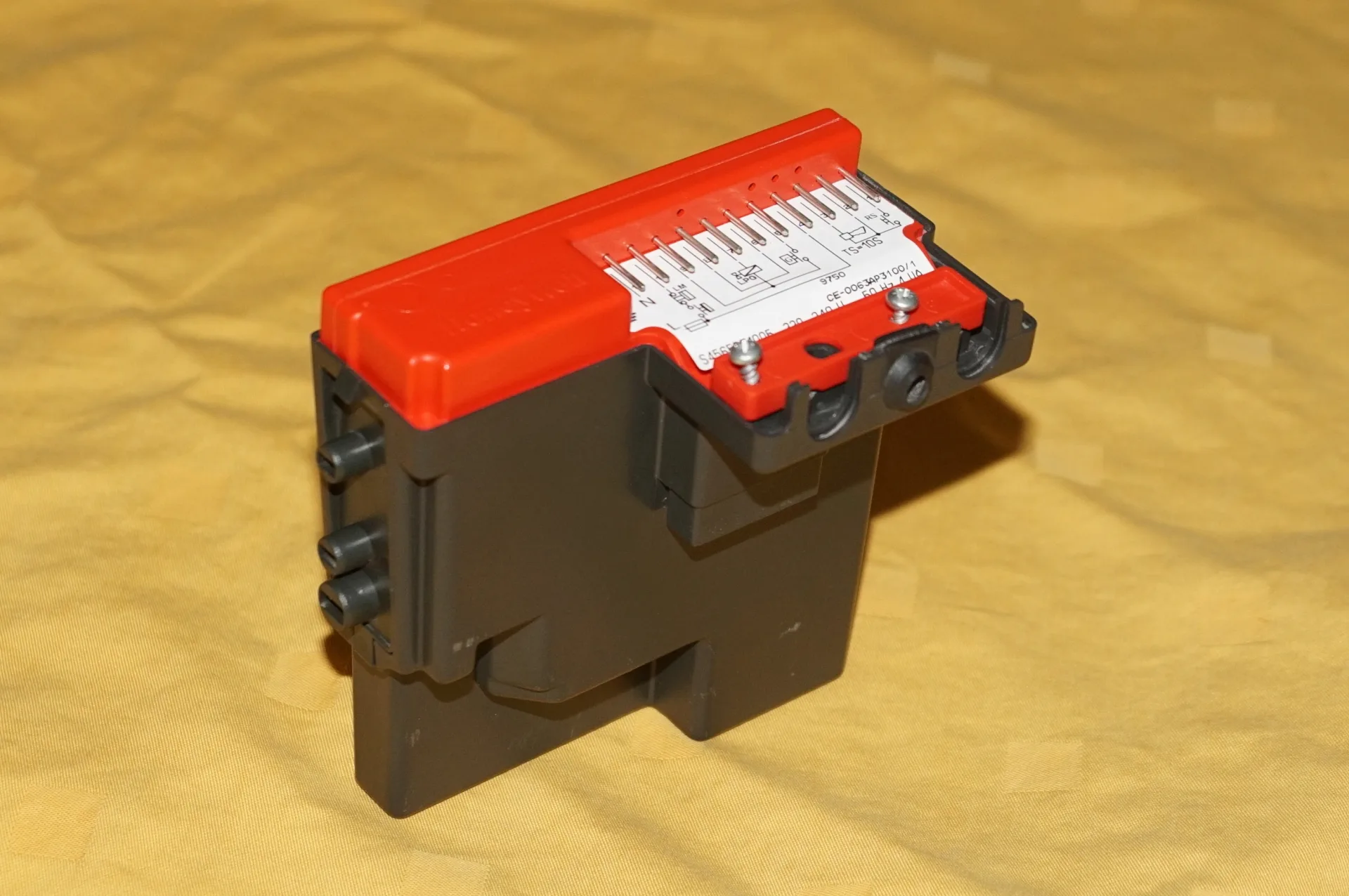 Honeywell S4565 BF 2005 Gasfeuerungsautomat