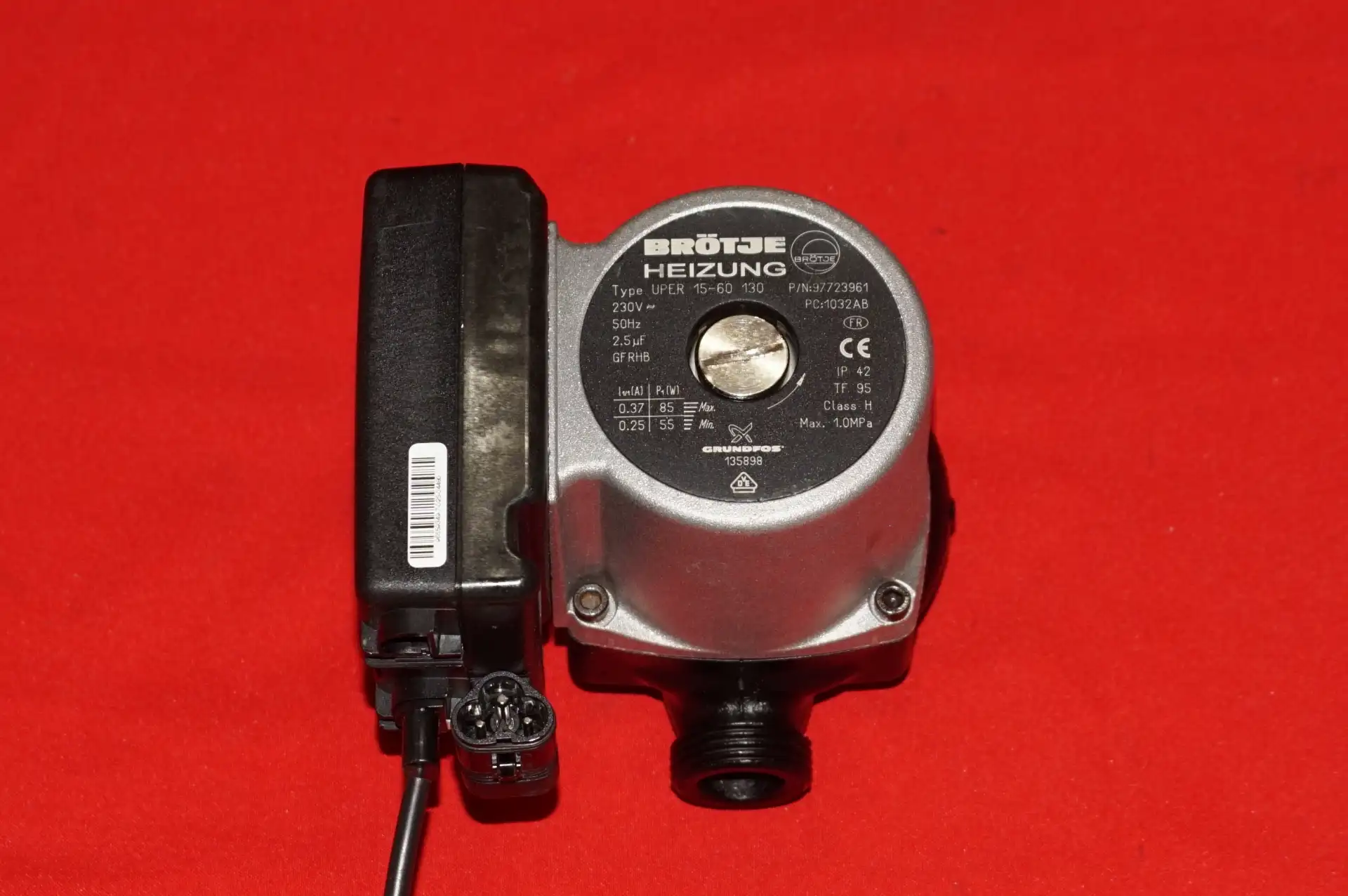 Grundfos UPER 15 – 60 130/180  Heizungspumpe