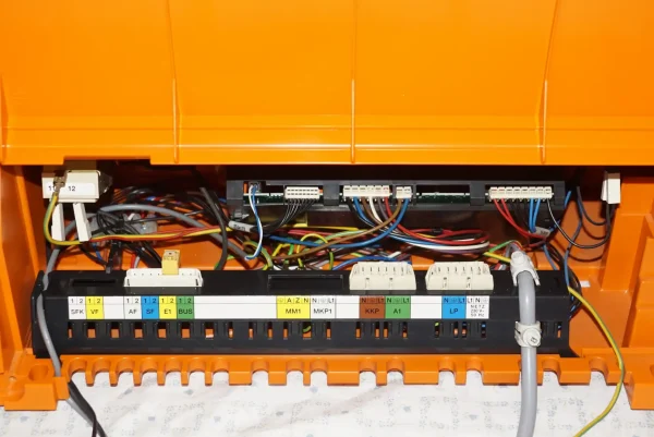 Wolf R12 5W 8902494 Kesselregelung Ersatzregelung R1/R2 – Bild 7
