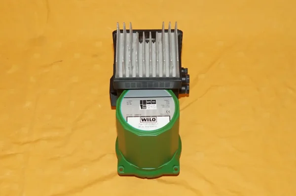 Wilo TOP E50/1-7 Heizkreispumpe ohne Sockel – Bild 3