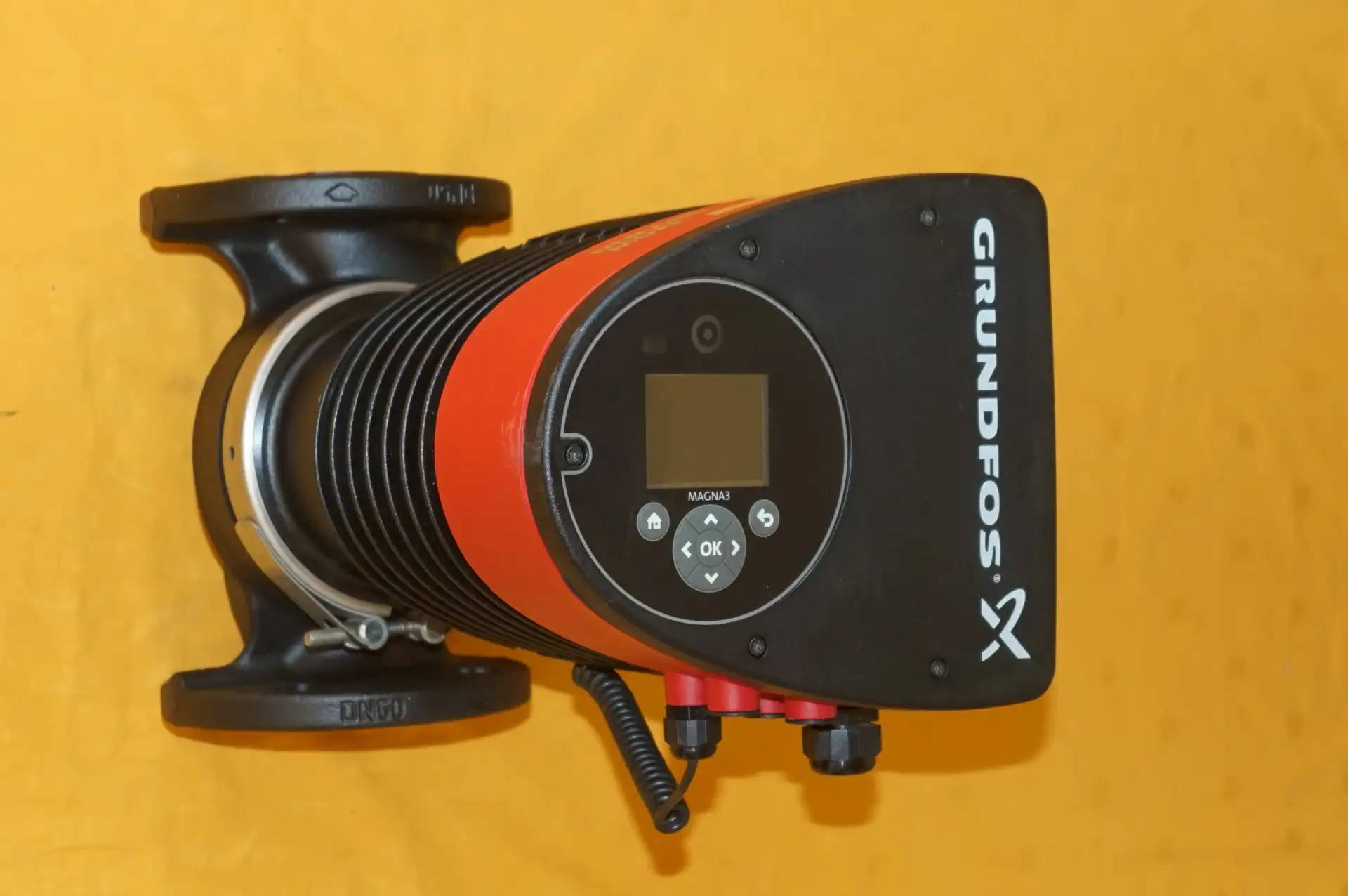 Grundfos Magna 3 50-60 F Heizungspumpe UNBENUTZT