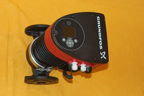 Grundfos Magna 3 40-120 F Heizungspumpe UNBENUTZT