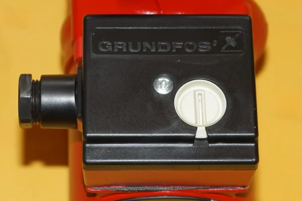 Grundfos UPS 25 - 40 A Heizungspumpe Airlectric – Bild 8