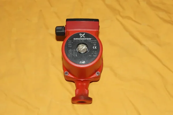 Grundfos UPS 25 - 40 Heizungspumpe – Bild 3