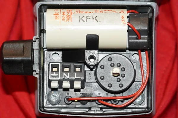 Grundfos UPS 15 - 35/50 JULA Heizungspumpe WIE NEU – Bild 8