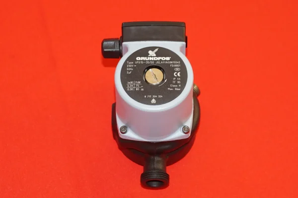 Grundfos UPS 15 - 35/50 JULA Heizungspumpe WIE NEU – Bild 3