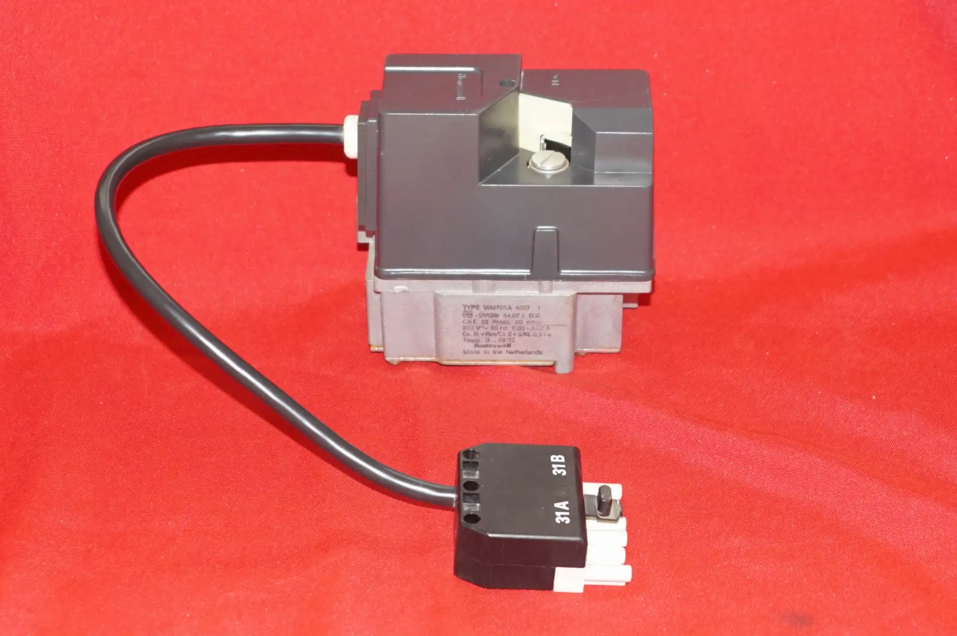 Honeywell Gaskombiregler VR4705A UNBENUTZT