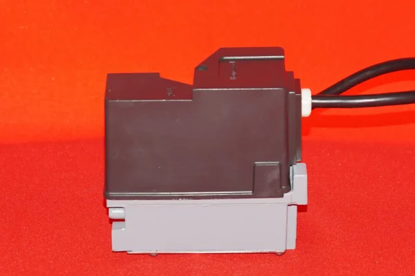 Honeywell Gaskombiregler VR4705A UNBENUTZT – Bild 4