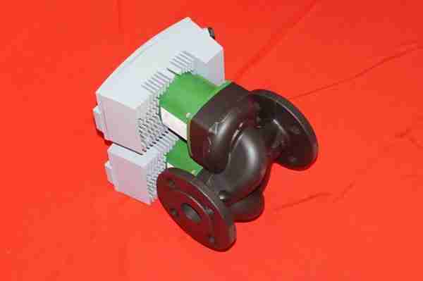 Wilo Stratos D 40/1-8 Hocheffizienz - Doppelpumpe – Bild 7