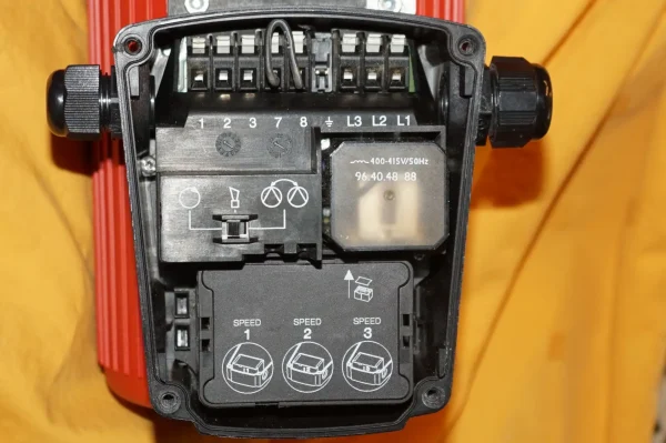 Grundfos UPS 80 - 120 F Heizungspumpe – Bild 8