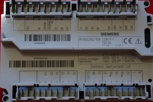 Siemens / Landis & Gyr RVA 63.242/109 Kesselregelung – Bild 8