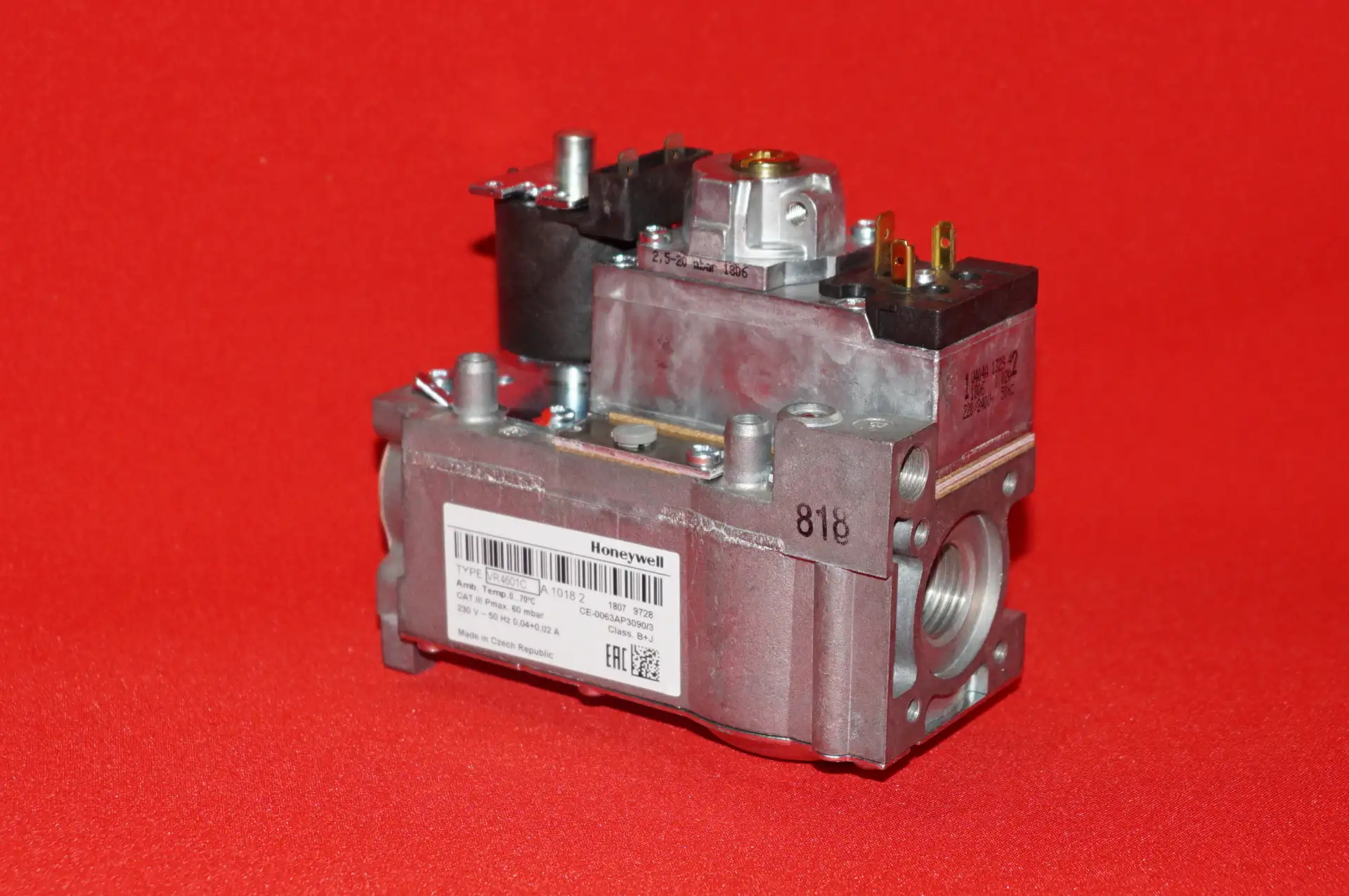 Honeywell / Resideo Gaskombiregler VR4601C  UNBENUTZT