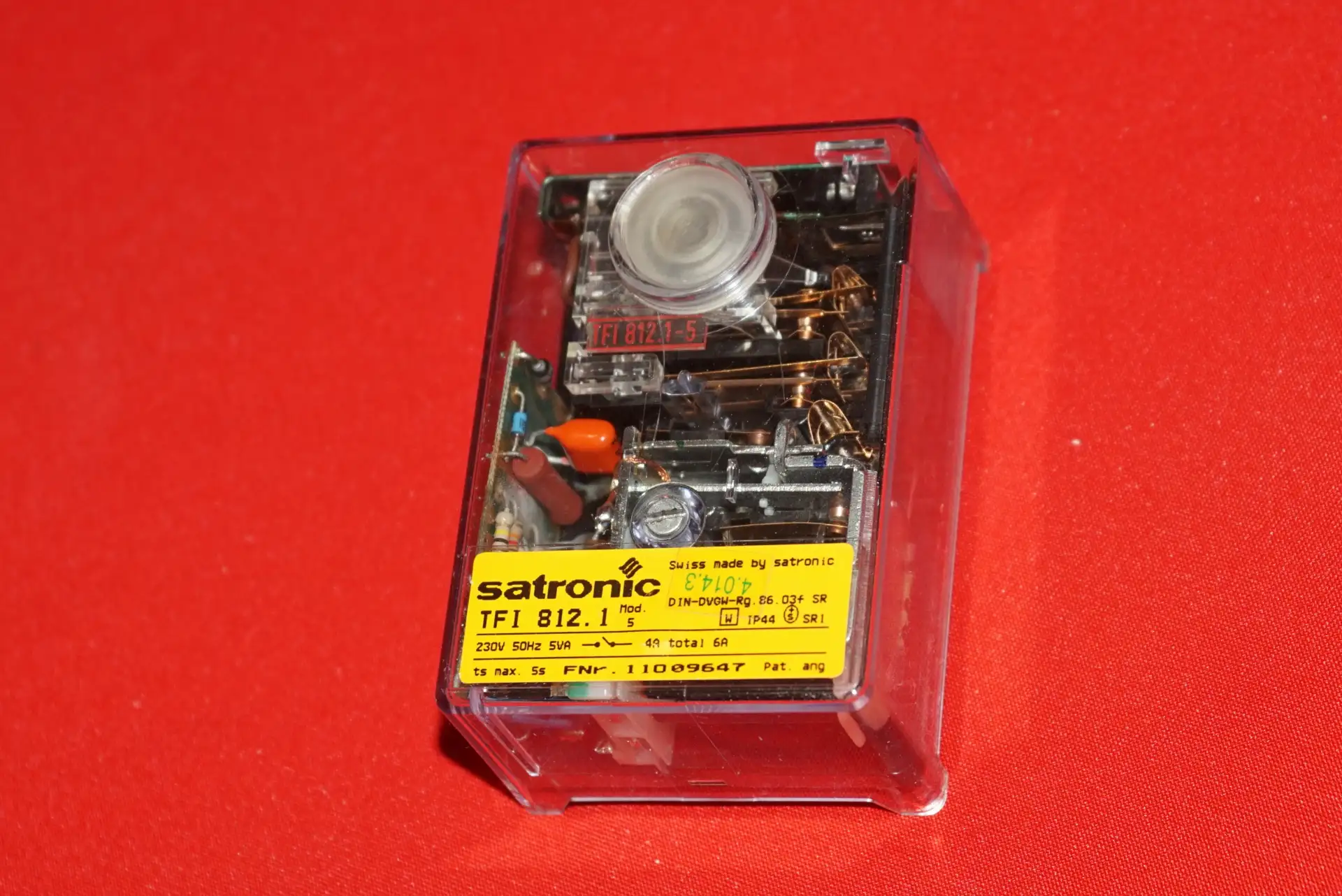 Satronic / Resideo Feuerungsautomat TFI 812.1 Mod. 5