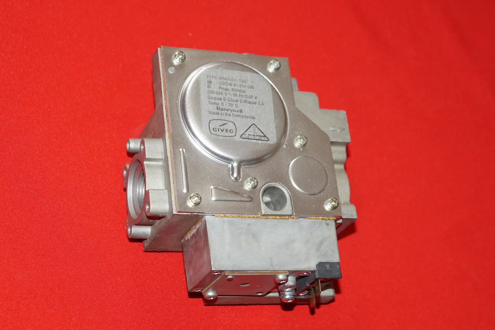 Honeywell Gaskombiregler VR 4925A 1007  1